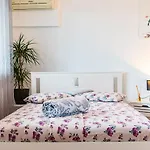 Flexible Selfcheckins 15 & 19 - Zagreb - Garage - Loggia - New - Apartments Repinc